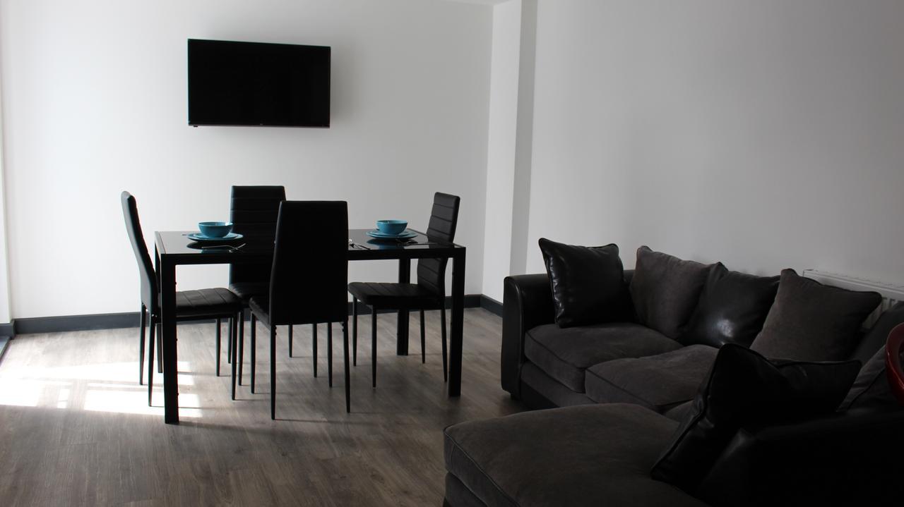 Peace Apartments - Luton Лутон Экстерьер фото
